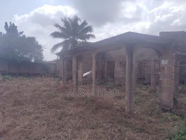 5 Bedroom Uncompleted House for Sale, Alex Otuo Properties, Kumasi - 1