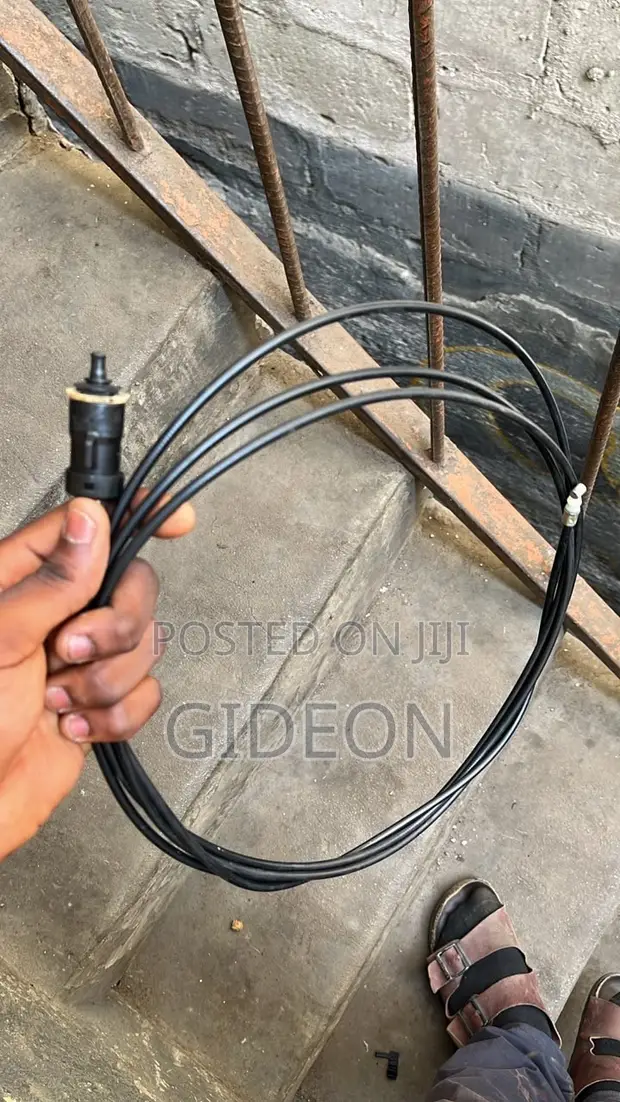 Honda CRV and HRV Fuel Gate Opener (2018-2022) - 1