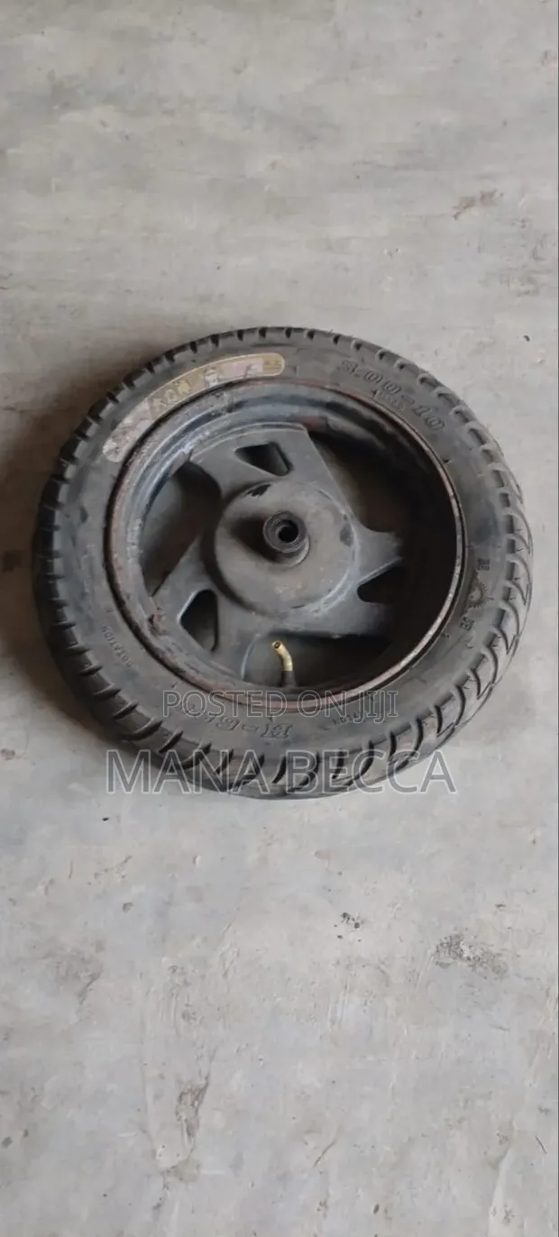 Quality Wheelbarrow Tyres - 1