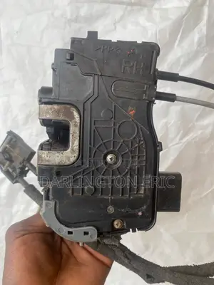 Hyundai Sonata Door Locks, Handles & Machines (Used)