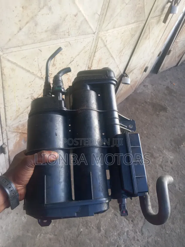 Honda Civic Evaporation Canister - 1