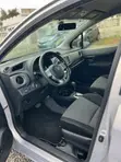 Toyota Vitz 1.3 AWD 3dr 2014 Silver - 2