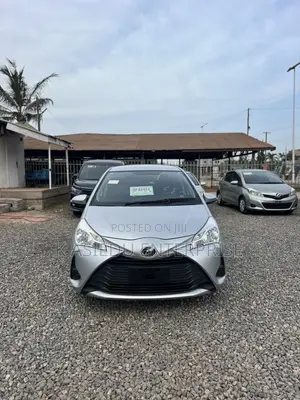Toyota Vitz 1.3 AWD 3dr Hatchback 2017 Silver