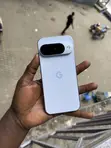Google Pixel 10 5G 256GB White - 1