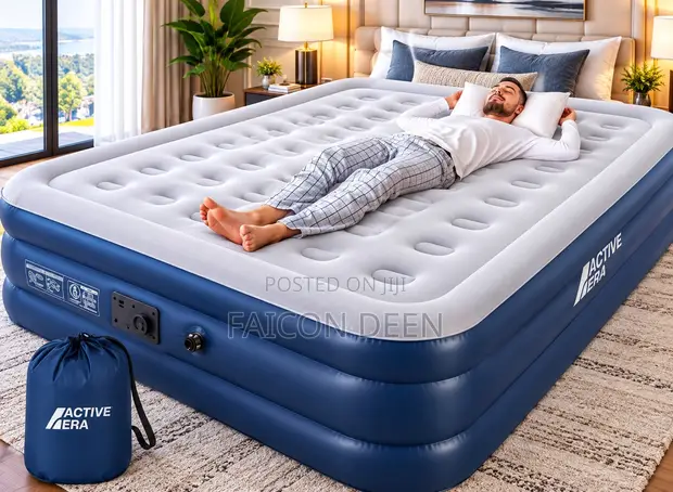 Royal Comfort Luxury Double Air Mattress with Built-In Pump - 1