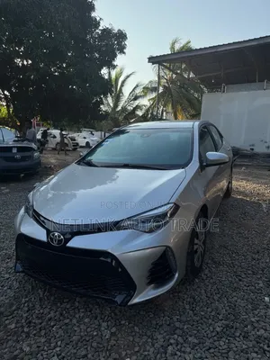 Toyota Corolla 2017 Silver