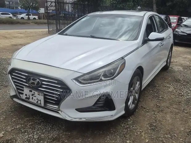 Hyundai Sonata SEL 2018 White - 1