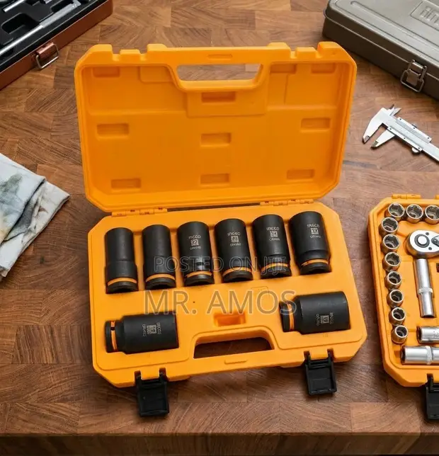 INGCO 8 Pcs 3/4" DR. Deep Impact Socket Set - 1