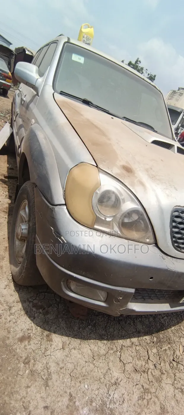 Hyundai Terracan 2009 Silver - 1