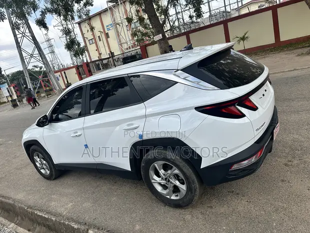 Hyundai Tucson SE 2022 White - 1