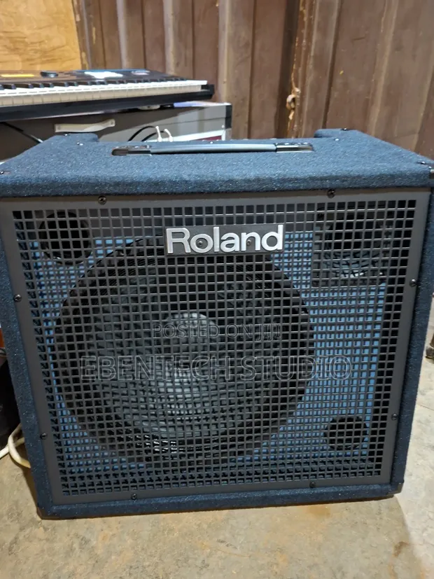 Roland KC-600 Keyboard Amplifier Combo for Rent - 1