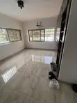 5 Bedroom House with Pool for Rent in Labone - 1