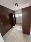 5 Bedroom House with Pool for Rent in Labone - 5