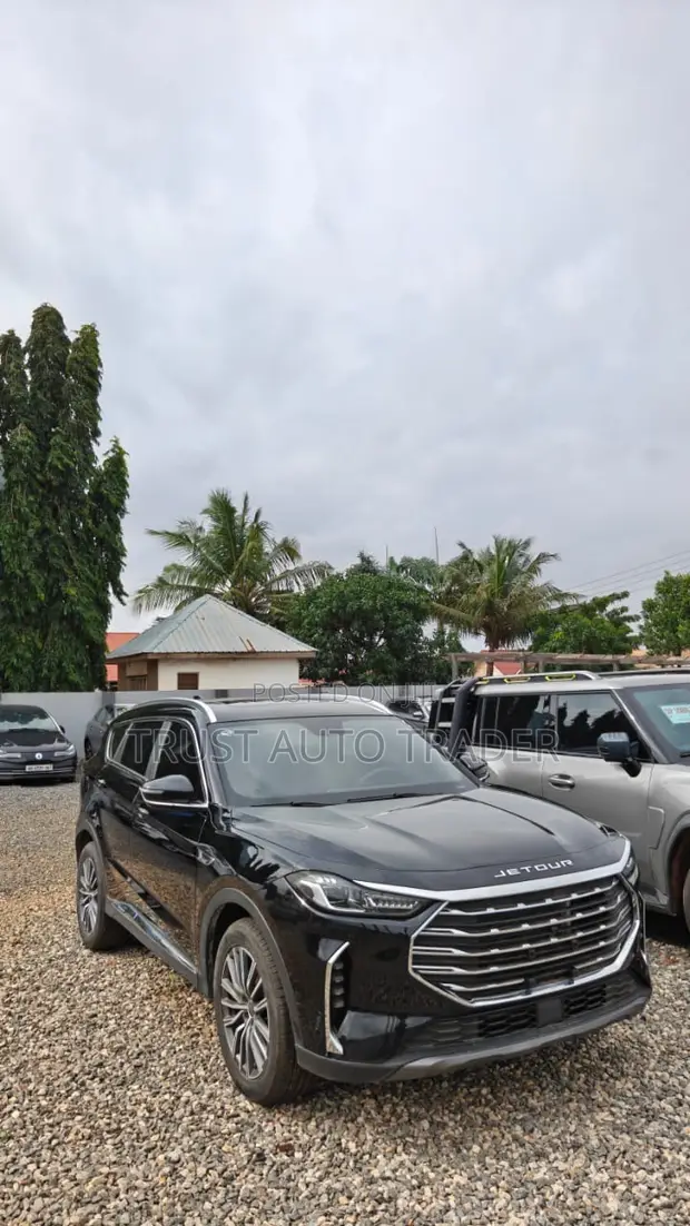 Jetour X70 Plus 2024 Black - 1