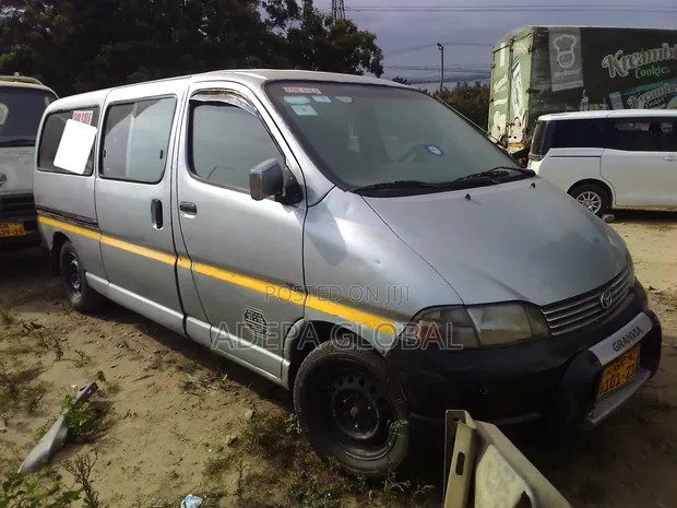 Toyota HiAce 2021 Grey - 1