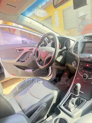 Hyundai Avante 2016 White