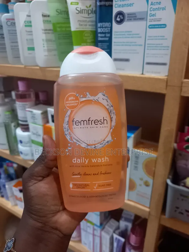 Femfresh Intimate Wash - 1