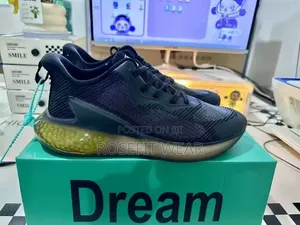 Quality Active Sports Sneakers
