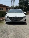 Hyundai Elantra Limited 2022 White - 1