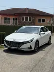 Hyundai Elantra Limited 2022 White - 4
