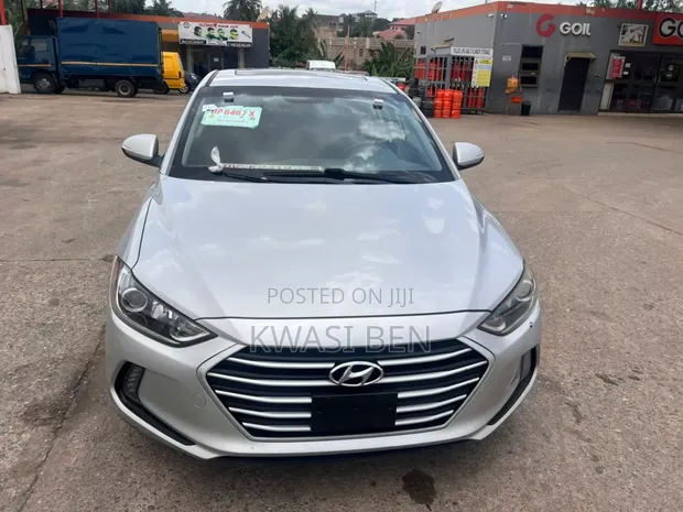 Hyundai Elantra 2017 Gray - 1