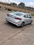 Hyundai Elantra 2017 Gray - 2