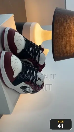 Original Nike Sneakers - Brand New