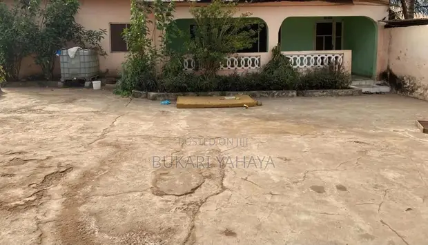 3-Bedroom House for Sale in Community 25 - 1