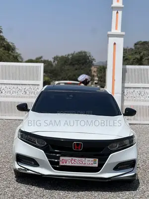Honda Accord EX 2018 White