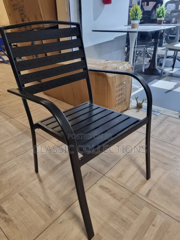 All-Weather Outdoor Armchair - 1