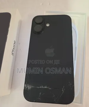 Apple iPhone 16 128GB Black (Cracked Back)