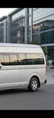 Toyota HiAce 2018 Commuter - Grey - 2