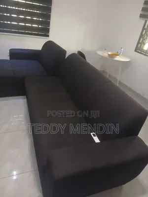 Neat L-Shaped Sofa and 2-in-1