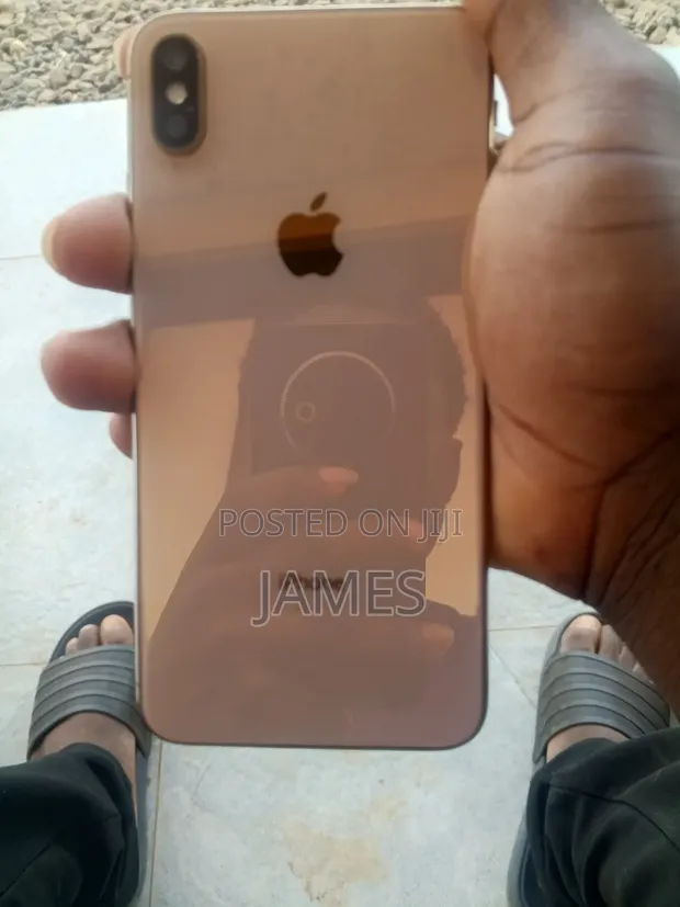 Apple iPhone XS Max 256 GB Gold - 1