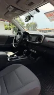Toyota Tacoma 2017 White - 5