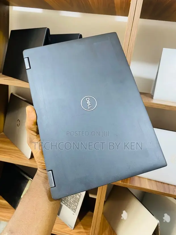 Dell Latitude 7390 2-in-1 Laptop - Core i7, 16GB RAM, 256GB SSD - 1