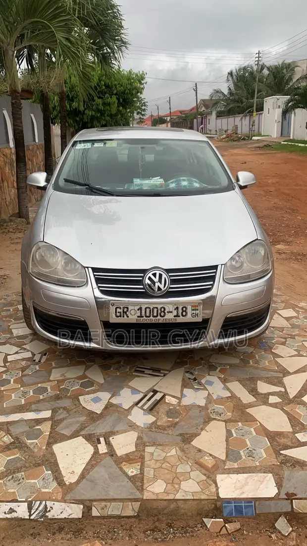 Volkswagen Jetta 2008 Silver - 1