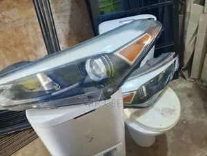 Hyundai Tucson Left LED Headlight (2016-2018)