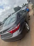 Toyota Camry 2016 Gray - 4