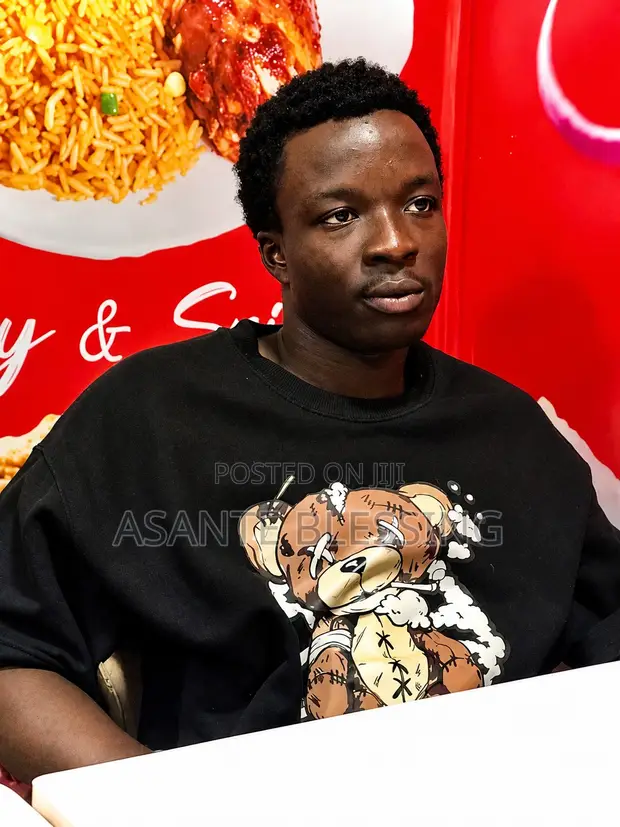 Customer Service CV - Hardworking Male, SHS Graduate - 1