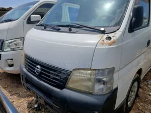 Nissan Caravan (Urvan) 2009 - White