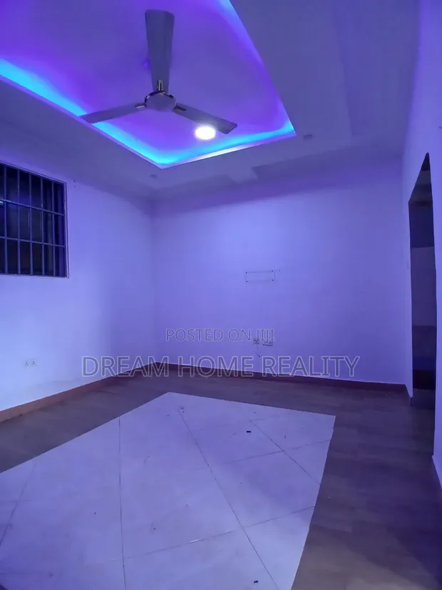 1-Bedroom Apartment for Rent in Parakuo Estate, Dome - 1