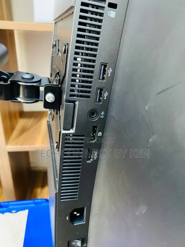 HP Z38C Curved Monitor - 1