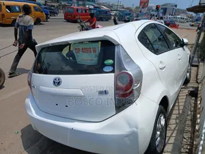 Toyota Aqua 2015 - White