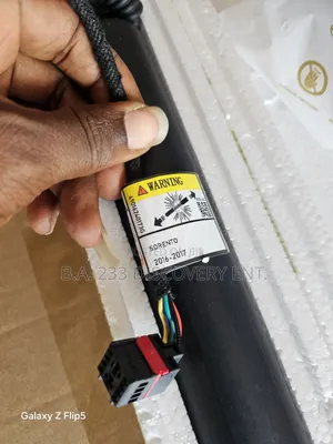 Kia Sorento 2016/2017 Electronic Boot Shocks