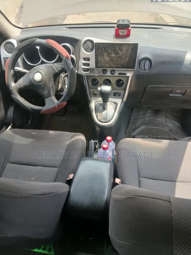 Pontiac Vibe 2009 Gray - 1