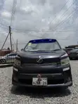 Toyota Voxy V 4WD 8-Seater 2013 Gray - 4