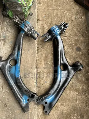 Honda Civic Lower Control Arm (Used)