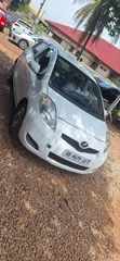 Toyota Vitz 1.3 AWD 3dr 2009 White - 2
