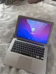 Apple MacBook Air 2017 - 8GB RAM, 256GB SSD - 2